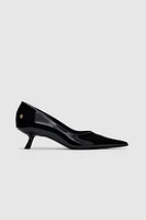 Hilda Pumps