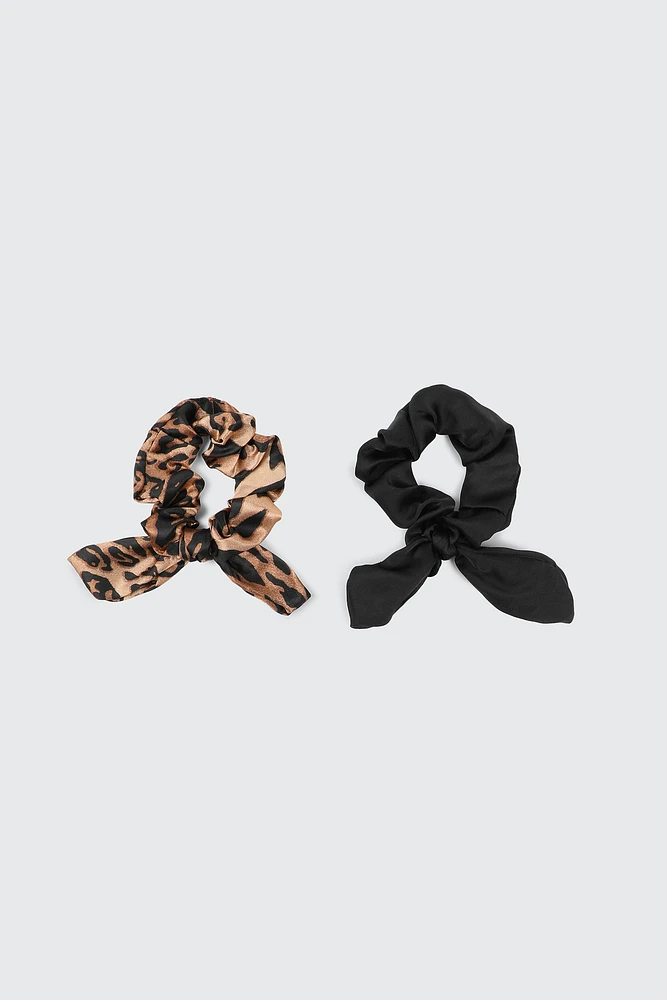 Ardene 2-Pack Solid & Leopard Scrunchies in Beige | Polyester