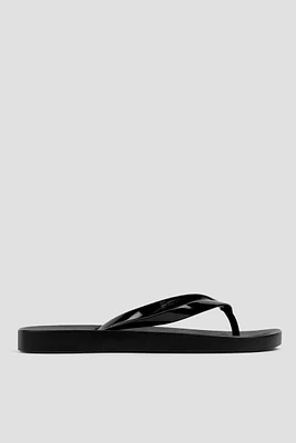 Ardene Jelly Strap Flip-Flops Sandals in | Size