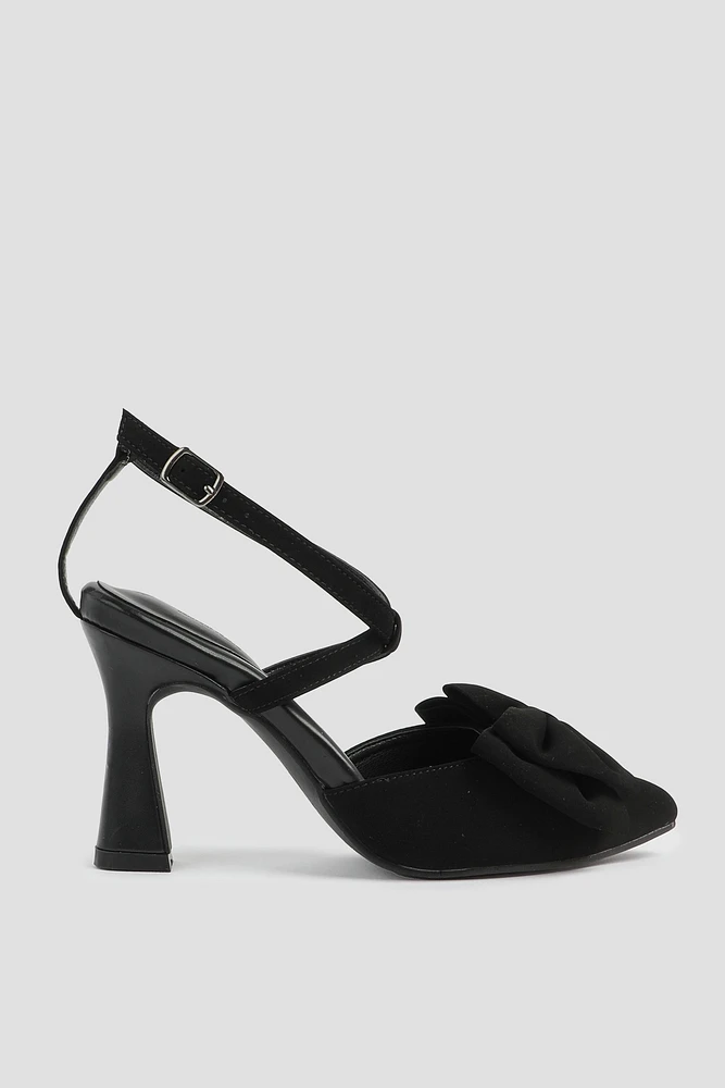 Ardene Crisscross Strap Pumps with Bow Detail in Black | Size | Faux Suede | Eco-Conscious