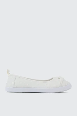 Ardene Floral Embroidered Slip On Sneakers in White | Size | Eco-Conscious