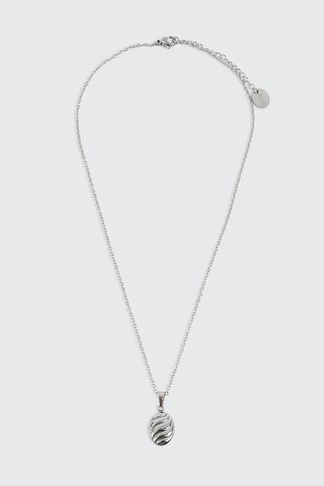 Ardene Stainless Steel Necklace with Ribbed Pendant in Silver