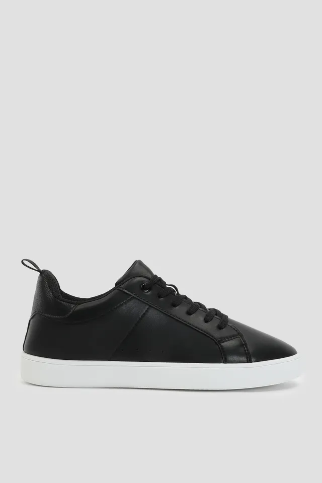 Ardene Mesh Lace-Up Sneakers in, Size, Rubber