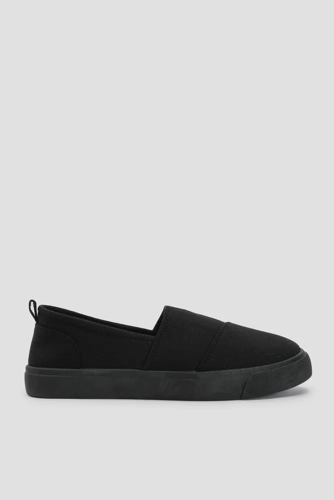 Ardene Cross Vamp Slip-On Sneakers in | Size | Eco-Conscious