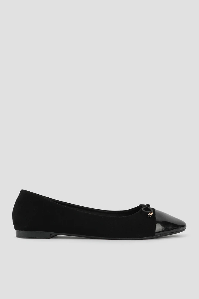 Ardene Faux Suede Ballet Flats in Black | Size