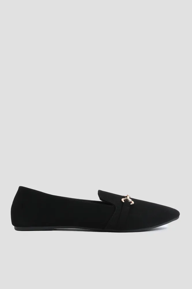 Ardene Pointy Loafers with Chain Detail in Black | Size 9 | Faux Leather/Faux Suede