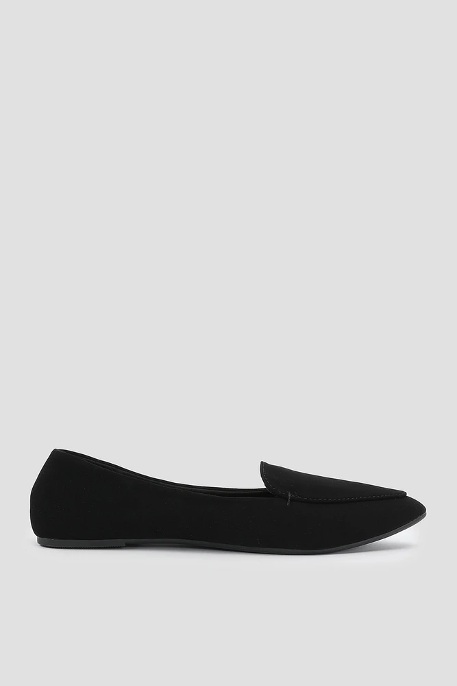 Ardene Solid Pointy Flats in | Size | Faux Leather/Faux Suede