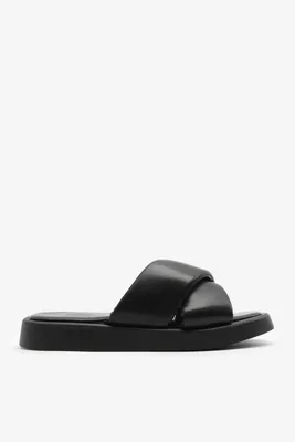 Ardene Criss Cross Puffy Sandals in | Size | Faux Leather/Rubber