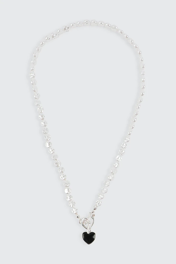 Ardene Pearl Heart Necklace in Black