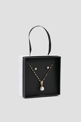 Ardene Pearl Necklace & Earring Set in Gold | Stainless Steel