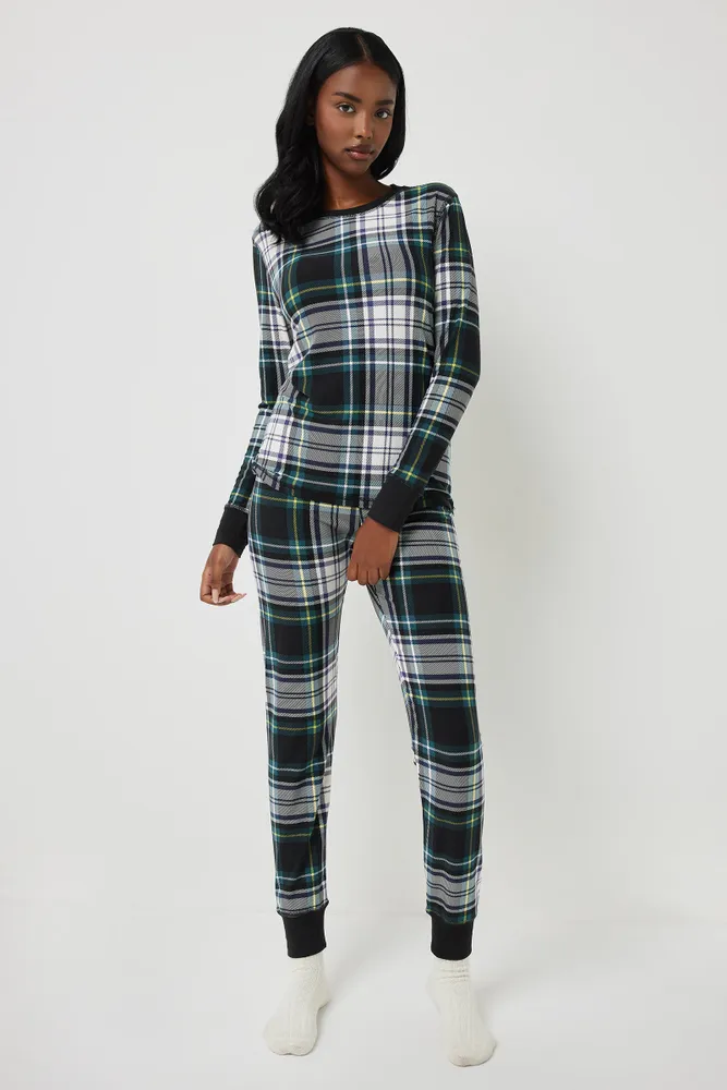 Ardene Super Soft Skinny Jogger PJ Set in Dark Green, Size, Polyester/Elastane, Eco-Conscious