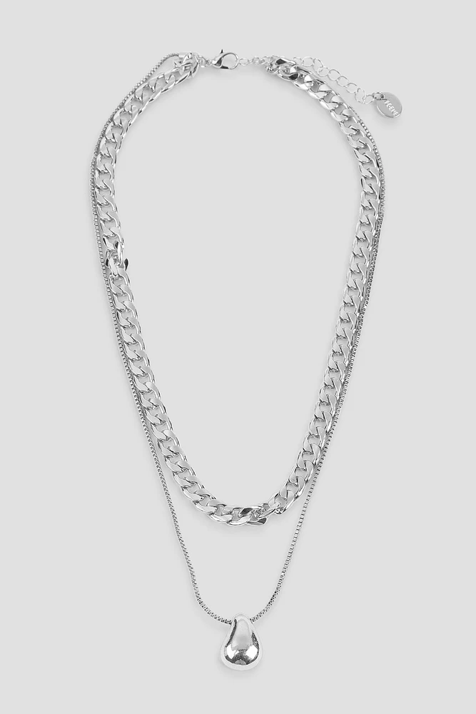 Ardene Two-Row Chain Necklace with Pebble Pendant in Silver