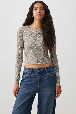 Ardene Ultra Crop Graphic Long Sleeve T-Shirt in Beige | Size | Polyester/Elastane | Eco-Conscious