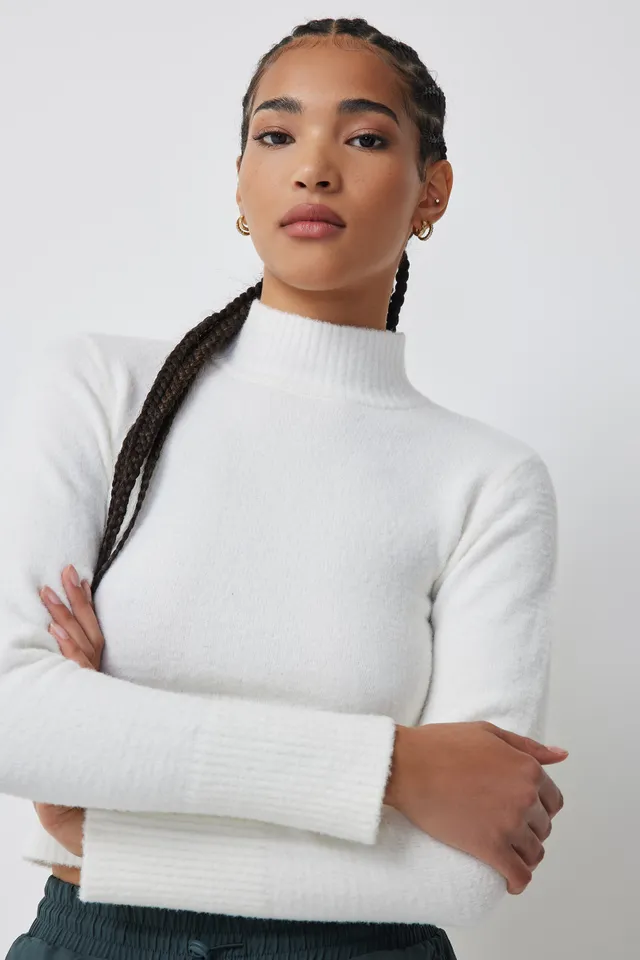 Horizontal Ribbed V-Neck Sweater