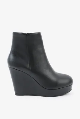 Ardene Wedge Booties in Black | Size | Faux Leather/Rubber