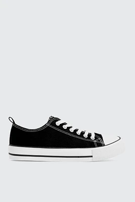 Ardene Low Top Sneakers with Toe Cap in | Size | Rubber | Eco-Conscious