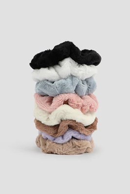 Ardene 8-Pack Faux Fur Scrunchies in Brown