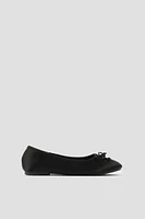 Ardene Kids Ballet Flats with Bow in Black | Size