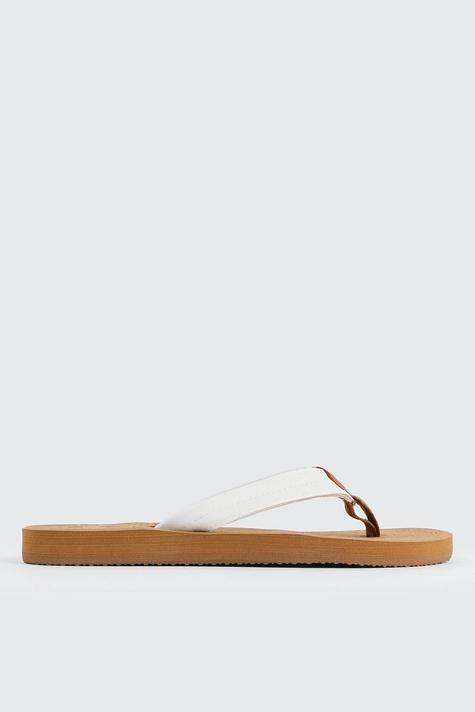 Ardene Flip-Flops with Embossed Sole Sandals in | Size