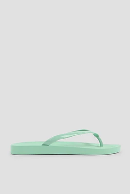Ardene Solid Flip-Flops Sandals in Light Green | Size