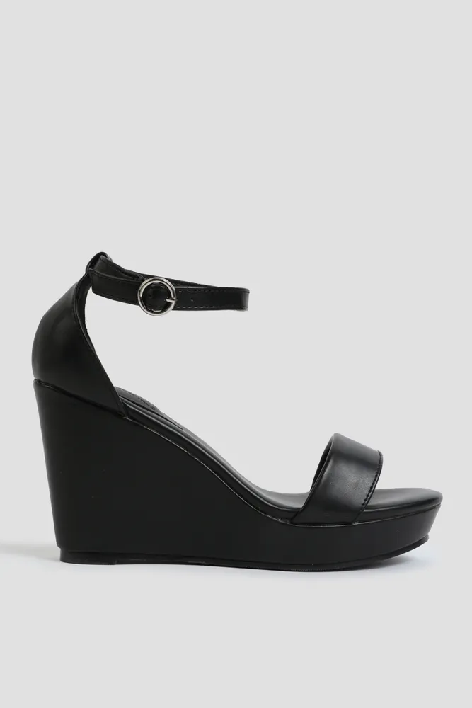 Ardene Platform Wedge Sandals in | Size | Faux Leather