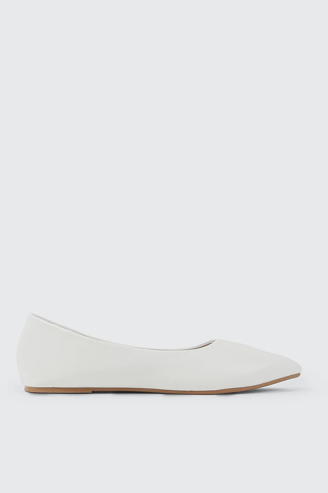 Ardene Classic Pointy Flats in | Size | Eco-Conscious