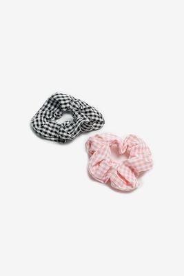 Ardene 2-Pack of Plaid Scrunchies | Polyester