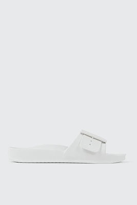 Ardene Chunky Buckle Slides in | Size | Eco-Conscious