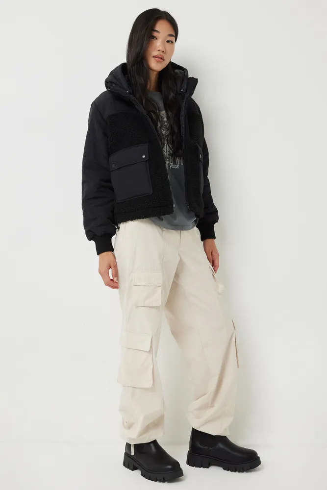 Low Waisted Cargo Pants -  Canada