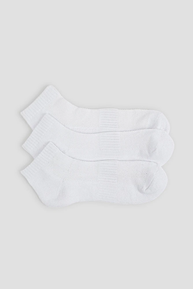 Ardene 3-Pack Athletic Demi Crew Socks in White | Polyester/Spandex