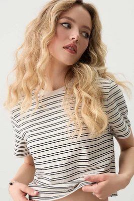 Ardene Printed Crop T-Shirt in Beige | Size | 100% Cotton