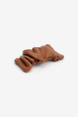 Ardene Faux Leather Ruched Hair Clip in Brown