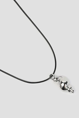 Ardene Cord Necklace with Seashell Pendant in Black