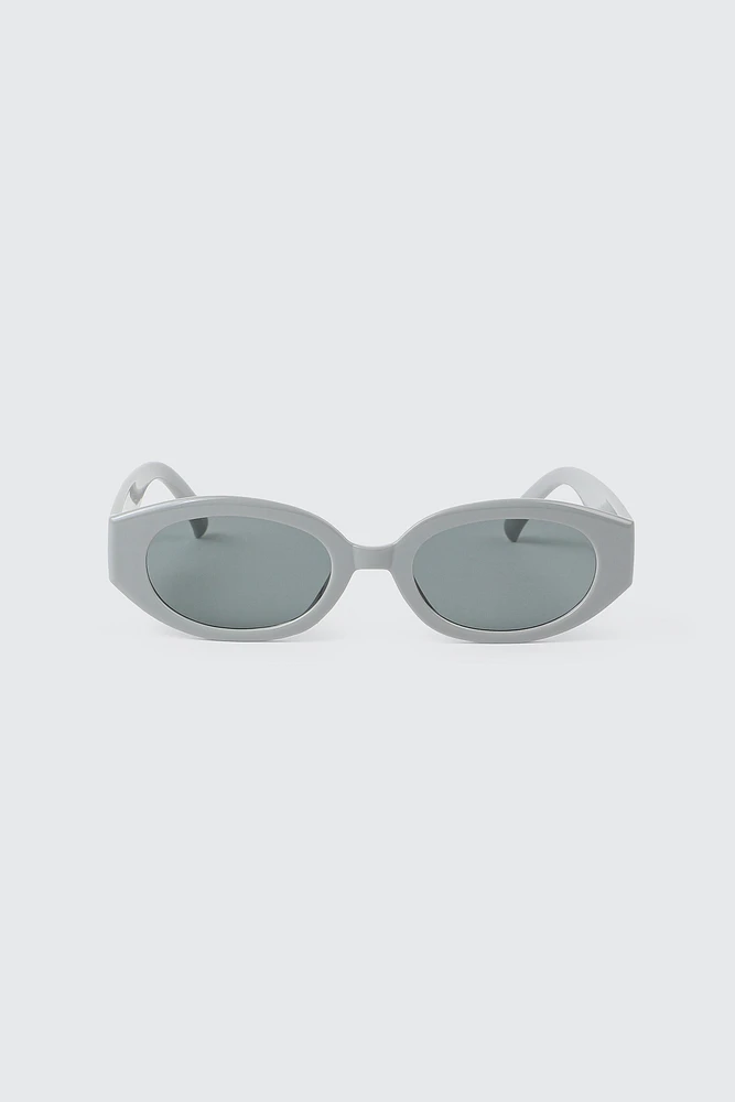 Ardene Oval Sunglasses in Grey
