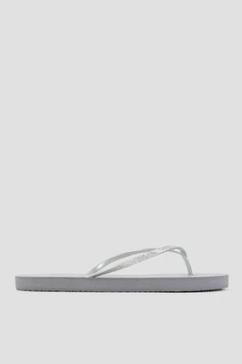 Ardene Shiny Flip-Flops Sandals in Silver | Size