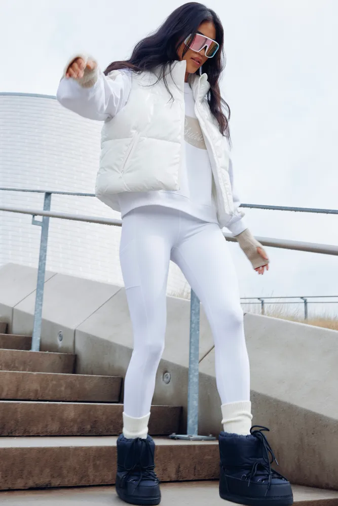 Ardene Soft Inside Leggings with Pockets in White, Size Small, Polyester/Elastane, Eco-Conscious