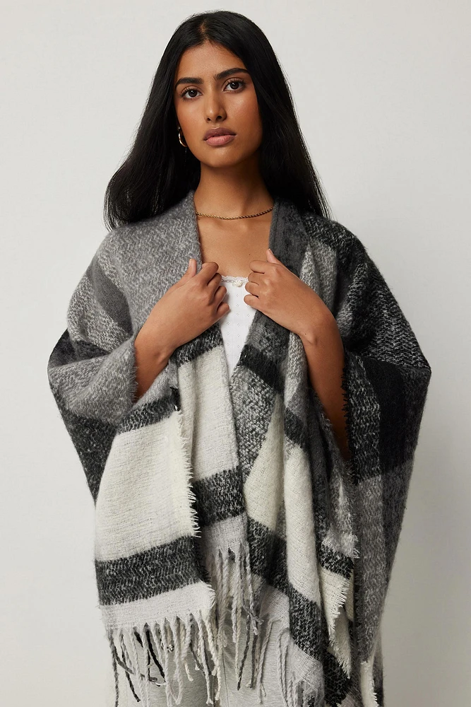 Ardene Plaid Boucle Shawl in Black | Polyester