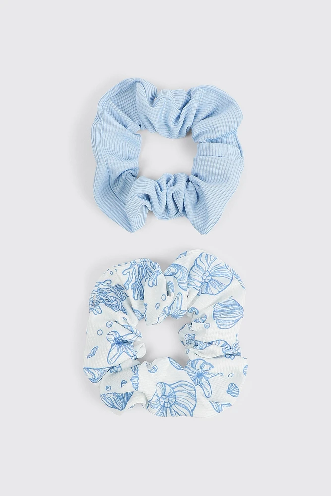 Ardene 2-Pack Seashell & Solid Scrunchies in Light Blue