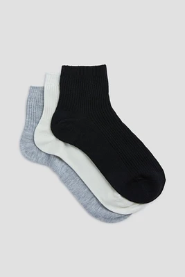 Ardene 3-Pack Ribbed Demi Crew Socks in Grey | Polyester/Spandex