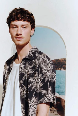 Ardene Man Summer Print Resort Shirt For Men in | Size | Rayon