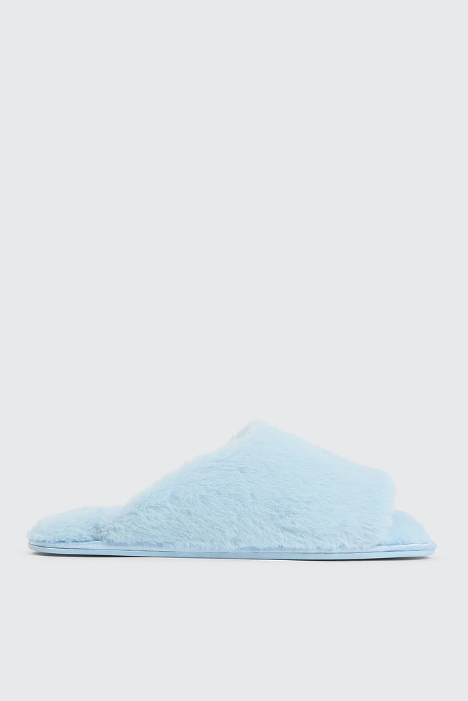 Ardene Faux Fur Slippers in Light | Size