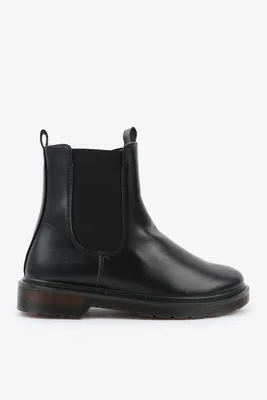 Ardene Flat Sole Chelsea Boots in Black | Size 9 | Faux Leather