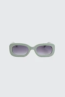 Ardene Rounded Rectangle Sunglasses in