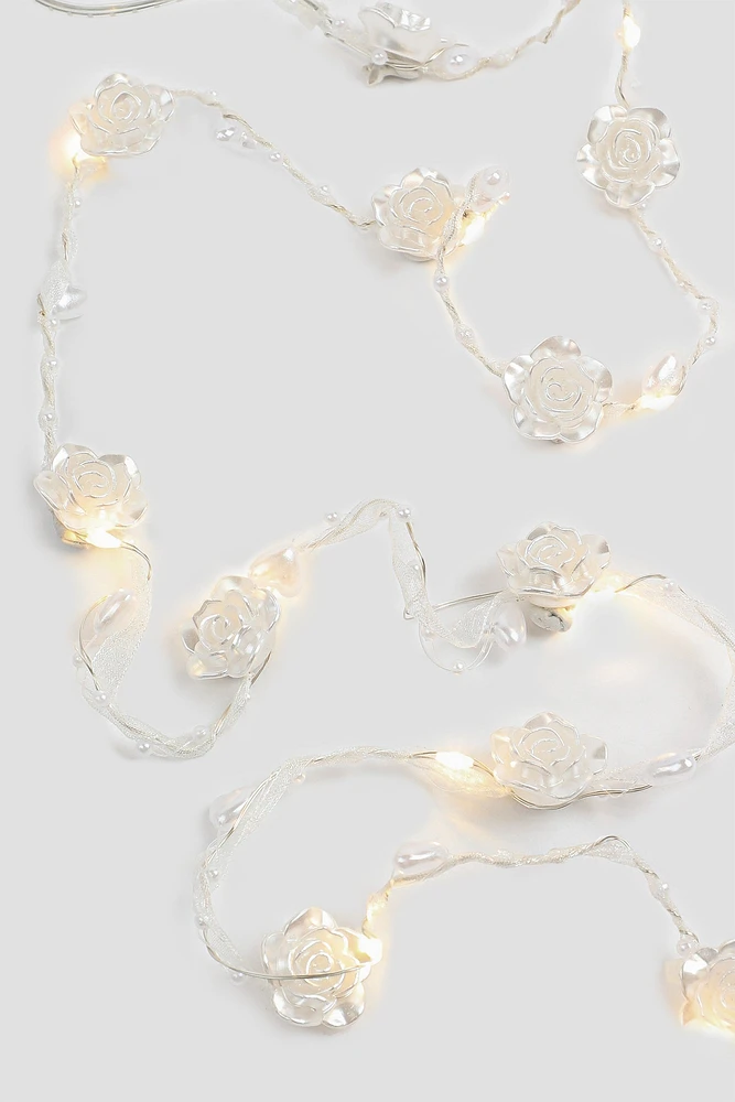 Ardene Heart String Lights in Pearl