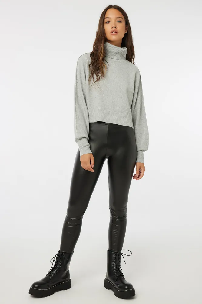 Ardene Faux Fur Lined Shiny Leggings in | Polyester/Spandex