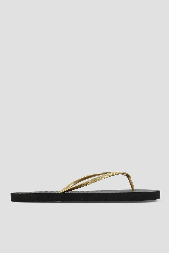 Ardene Shiny Flip-Flops Sandals in Gold | Size