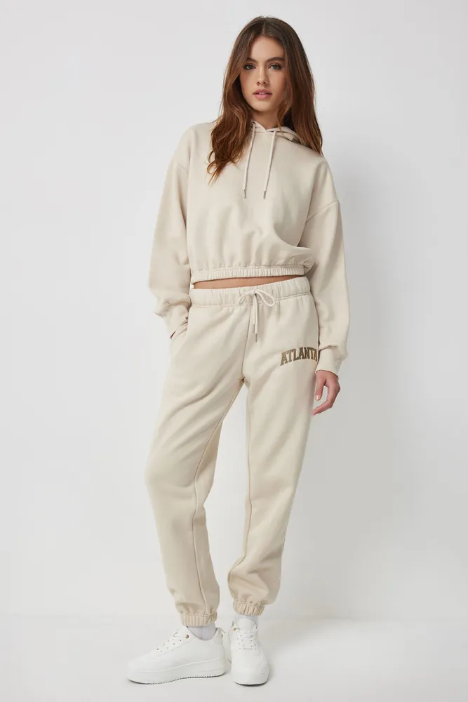 Ardene Destination Sweatpants in Beige | Size | Polyester/Cotton | Fleece-Lined