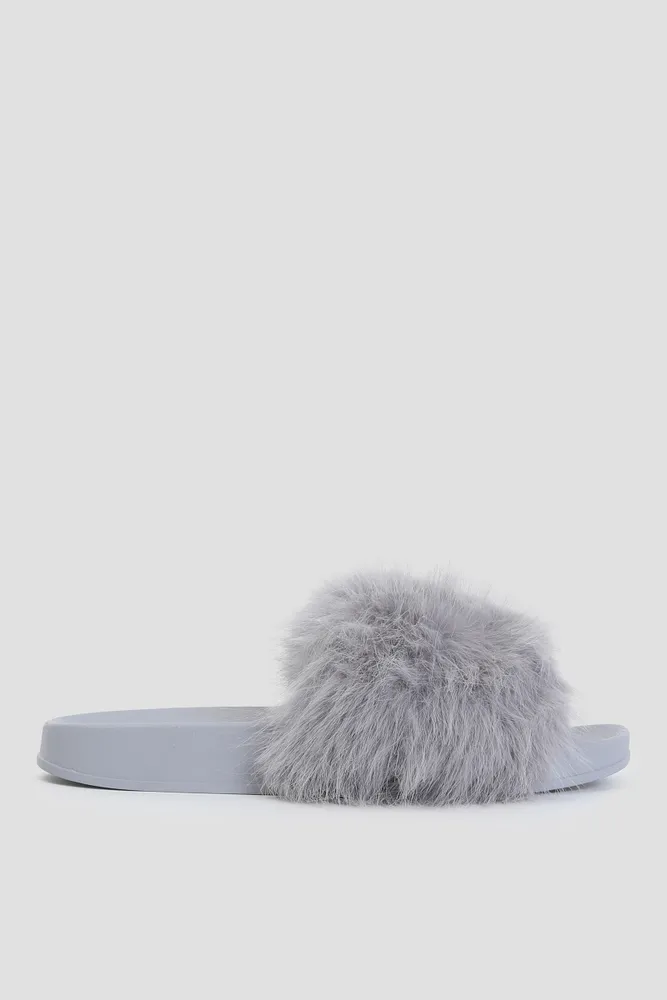 Ardene Faux Fur Slides in Light | Size