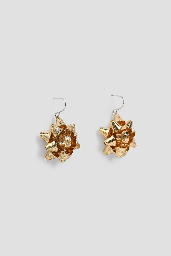 Ardene Gift Bow Earrings in Gold | Stainless Steel