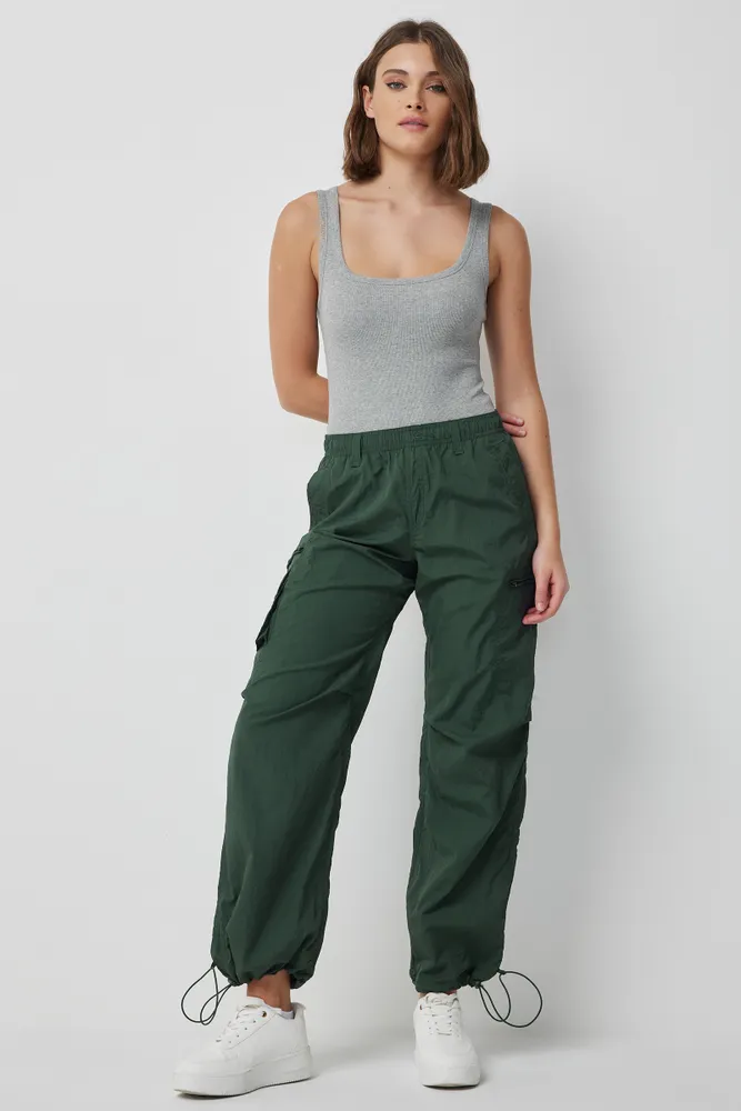 Ardene Regular Rise Nylon Cargo Pants in Dark Green, Size
